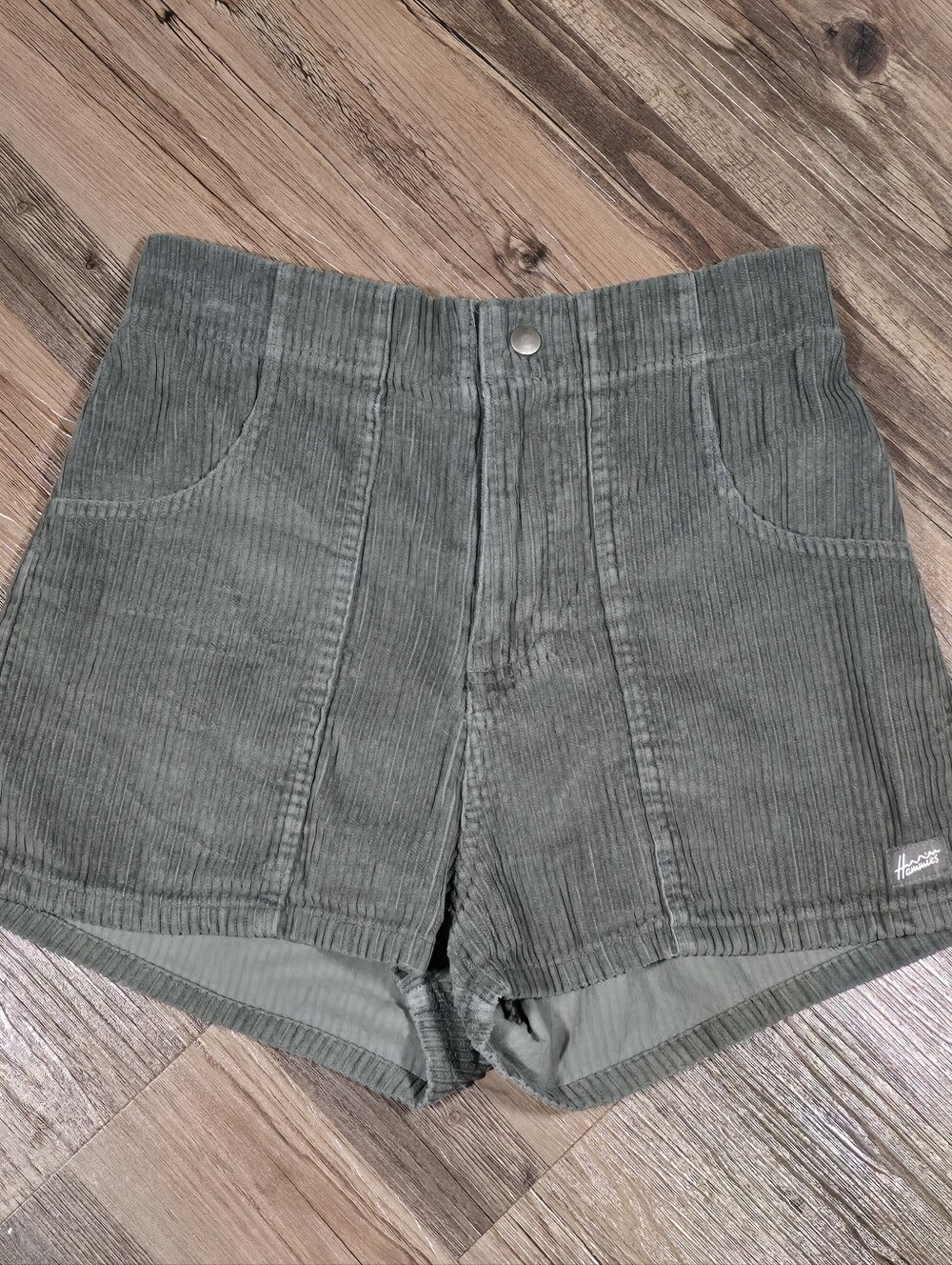 ​Hammies Short Corduroy Shorts 30 Sage Olive Green 70s Style Retro